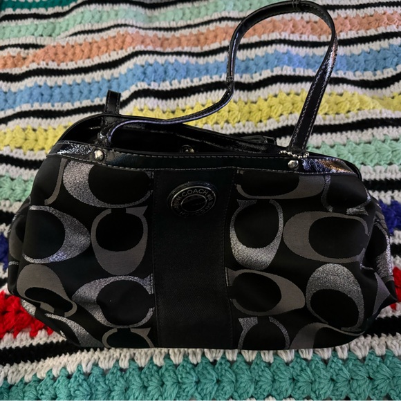 Coach purse - Picture 1 of 5